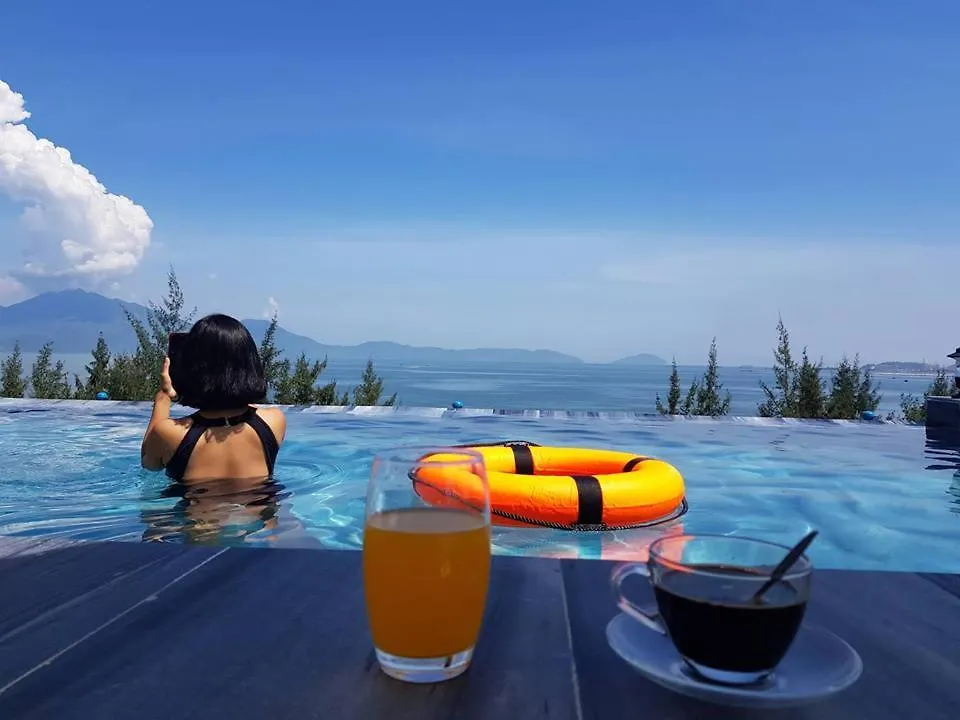 Santori Hotel Da Nang Bay Vietnam