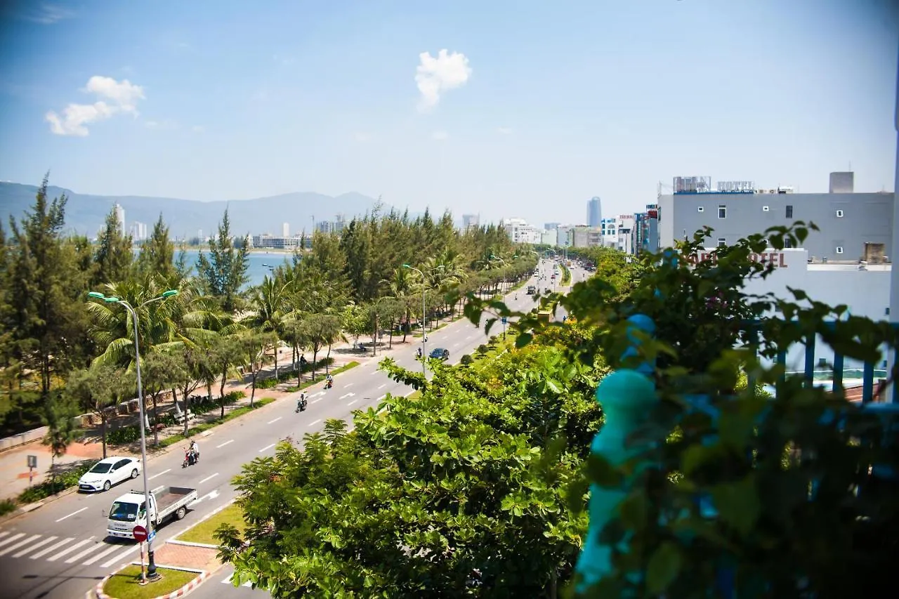 ***  Santori Hotel Da Nang Bay Vietnam