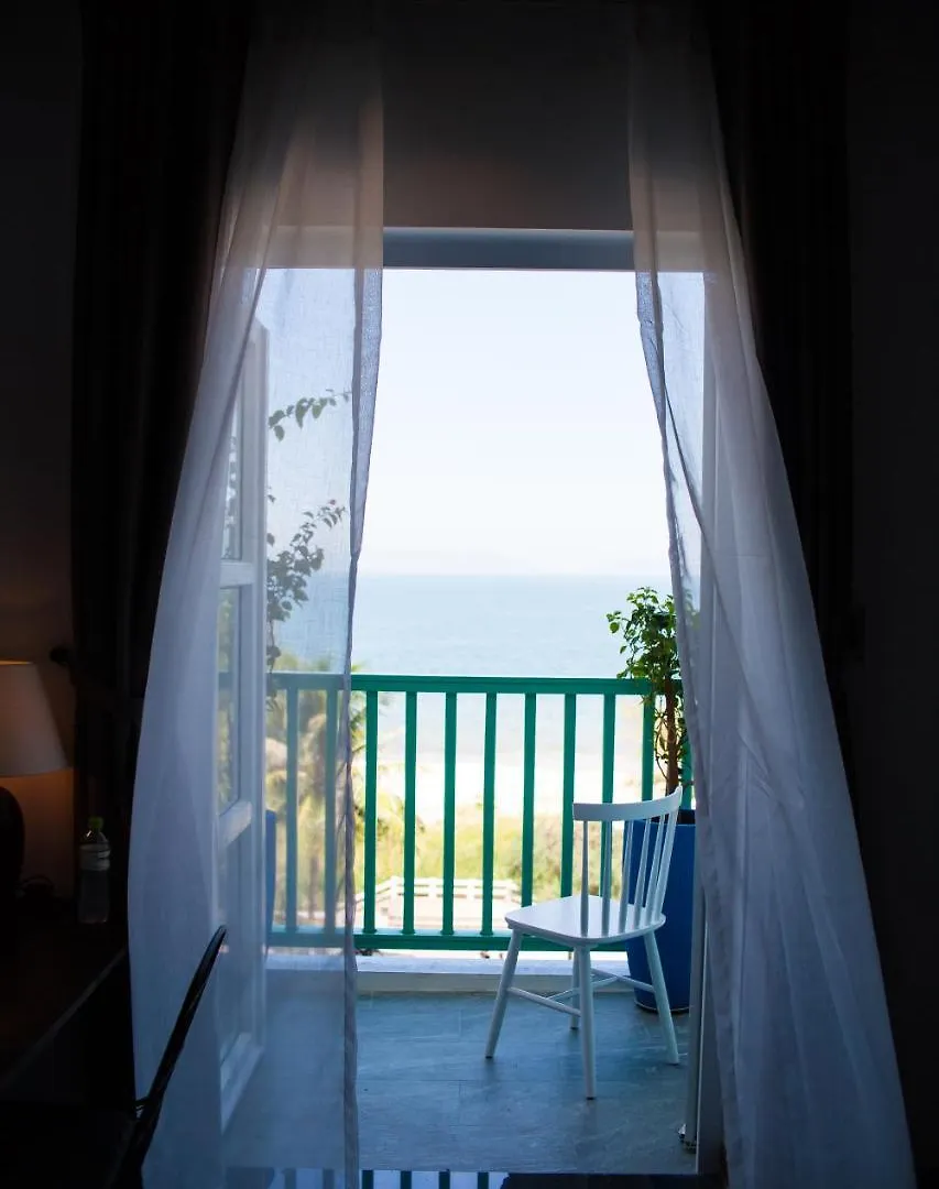Santori Hotel Da Nang Bay Vietnam