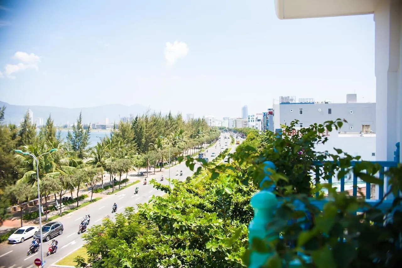 Santori Hotel Da Nang Bay Vietnam